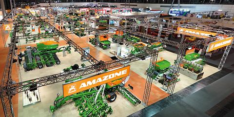 (© AMAZONE: AGT23_Stand_d0_kw_DJI_20231115200119_0019_d1_231129.jpg) AGT23_Stand_d0_kw_DJI_20231115200119_0019_d1_231129